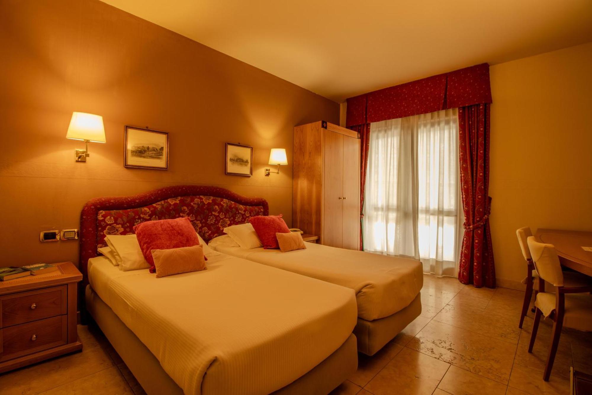 Paradise Hotel & Wellness Saint-Vincent Luaran gambar